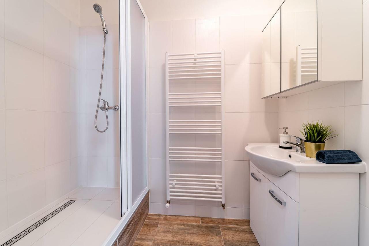 Avantguard Apartments Prague Luaran gambar